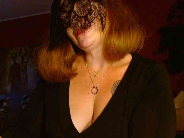 Petitoiseaucoquine webcam