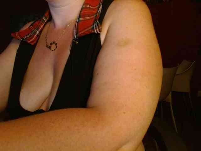 Petitoiseaucoquine webcam