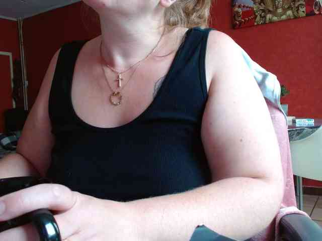 Petitoiseaucoquine webcam