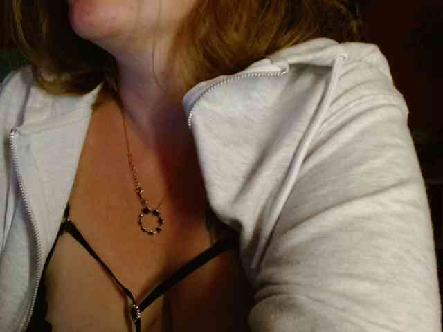 Petitoiseaucoquine webcam