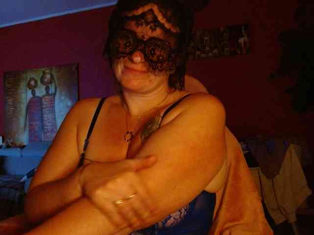 Petitoiseaucoquine webcam