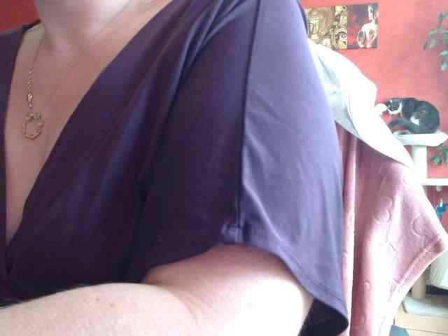 Petitoiseaucoquine webcam