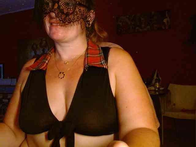Petitoiseaucoquine webcam