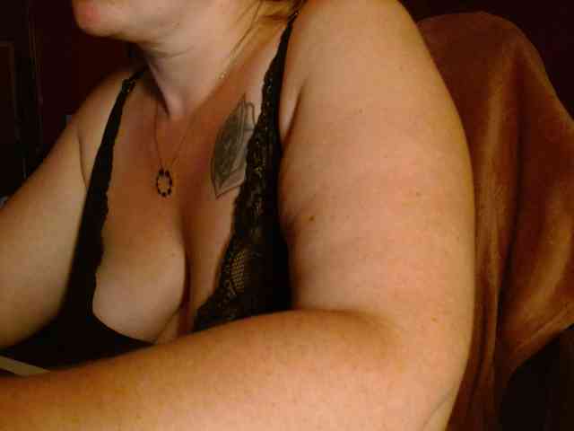 Petitoiseaucoquine webcam