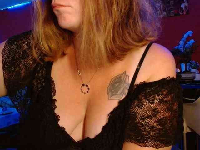 Petitoiseaucoquine webcam