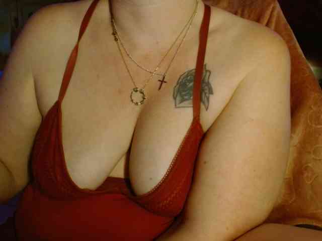 Petitoiseaucoquine webcam