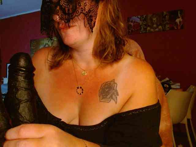 Petitoiseaucoquine webcam