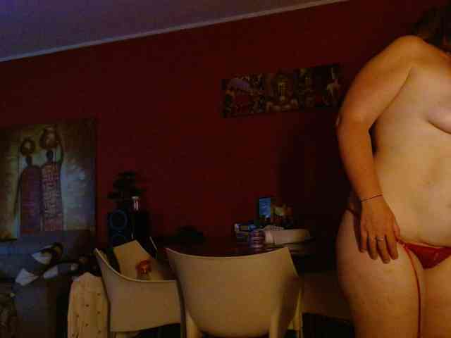 Petitoiseaucoquine webcam