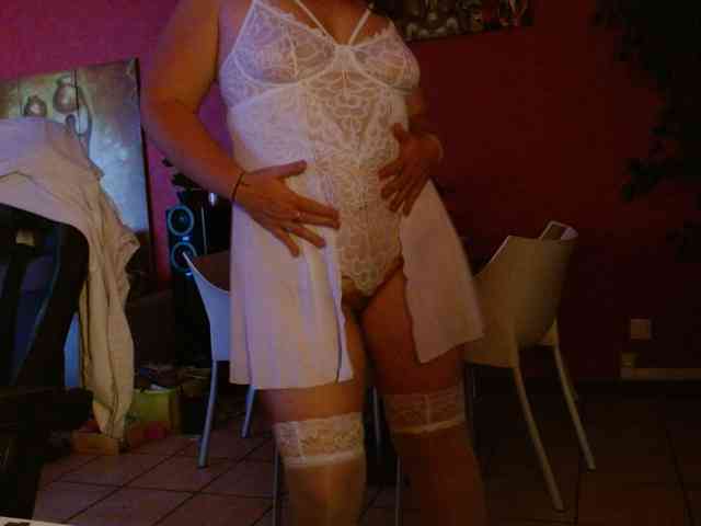 Petitoiseaucoquine webcam