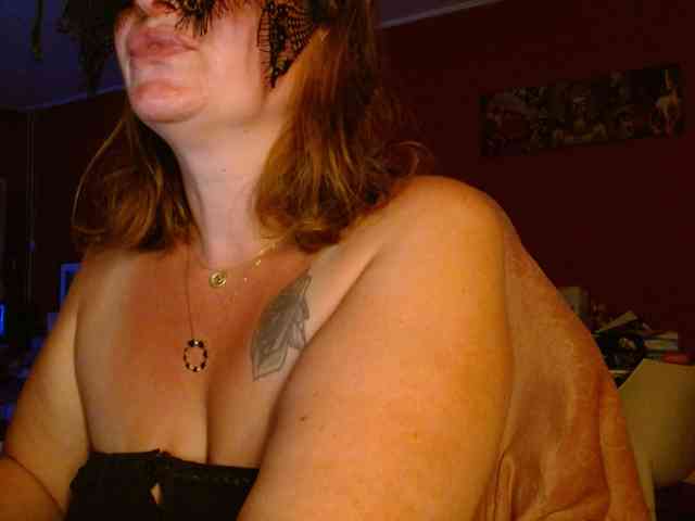 Petitoiseaucoquine webcam