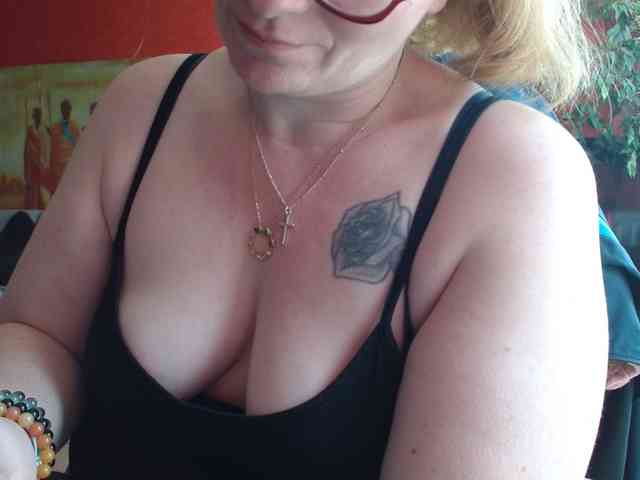 Petitoiseaucoquine webcam