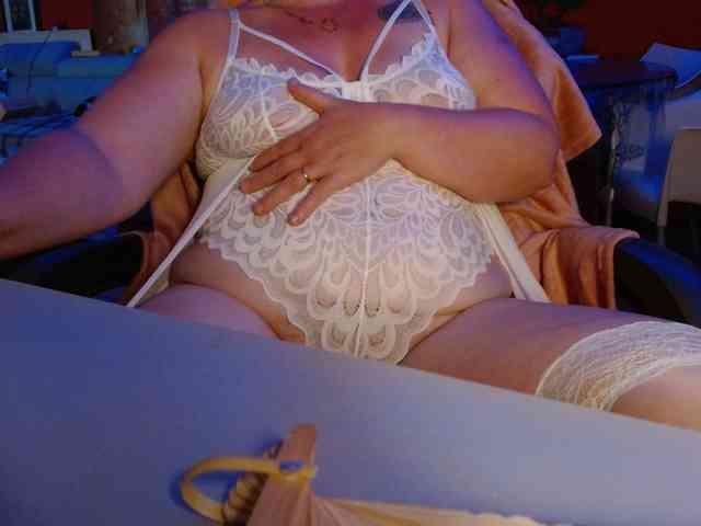 Petitoiseaucoquine webcam