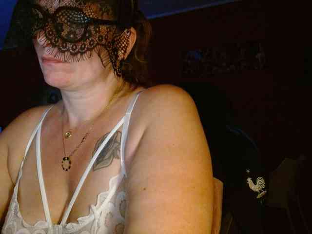 Modèle: Petitoiseaucoquine