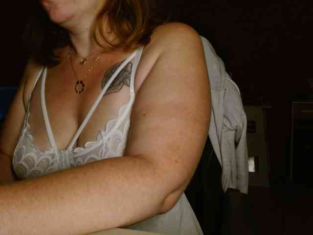 Petitoiseaucoquine webcam