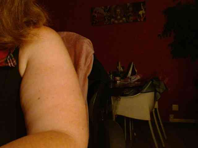Petitoiseaucoquine webcam