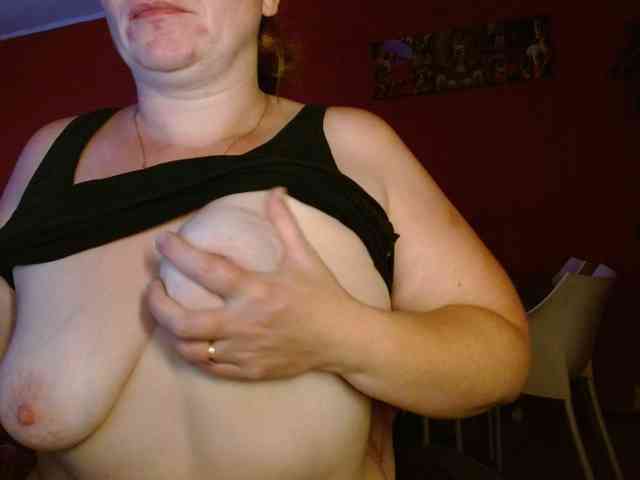 Petitoiseaucoquine webcam