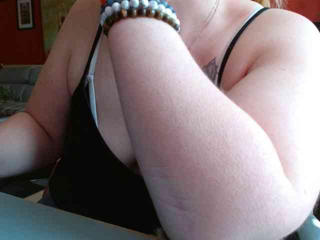 Petitoiseaucoquine webcam