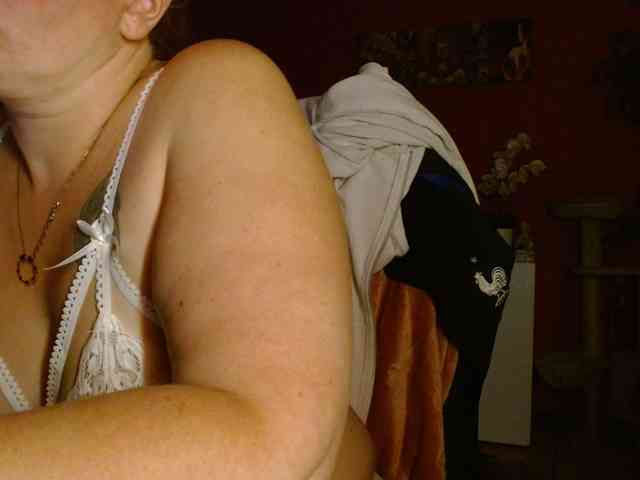 Petitoiseaucoquine webcam