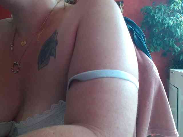Petitoiseaucoquine webcam