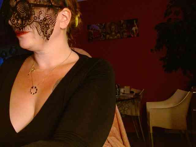 Petitoiseaucoquine webcam