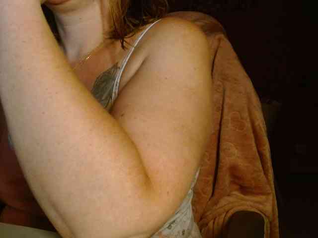 Petitoiseaucoquine webcam
