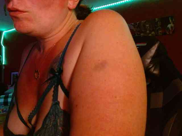 Petitoiseaucoquine webcam