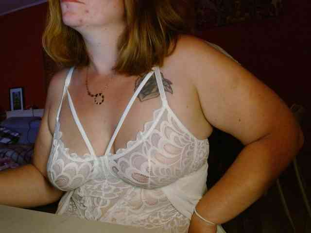 Petitoiseaucoquine webcam