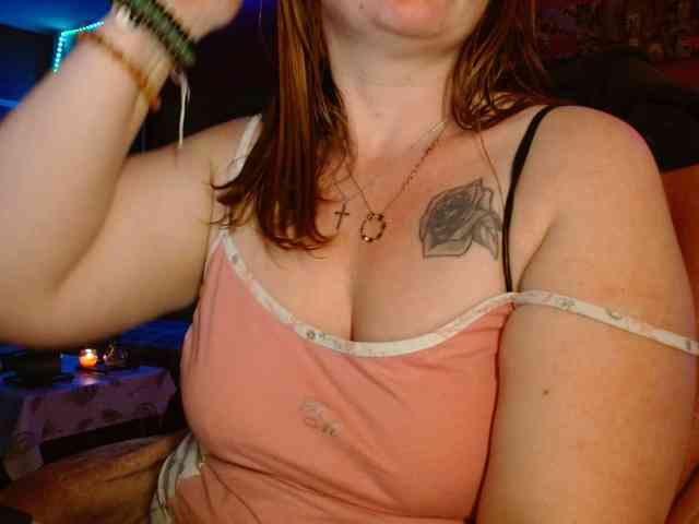 Petitoiseaucoquine webcam