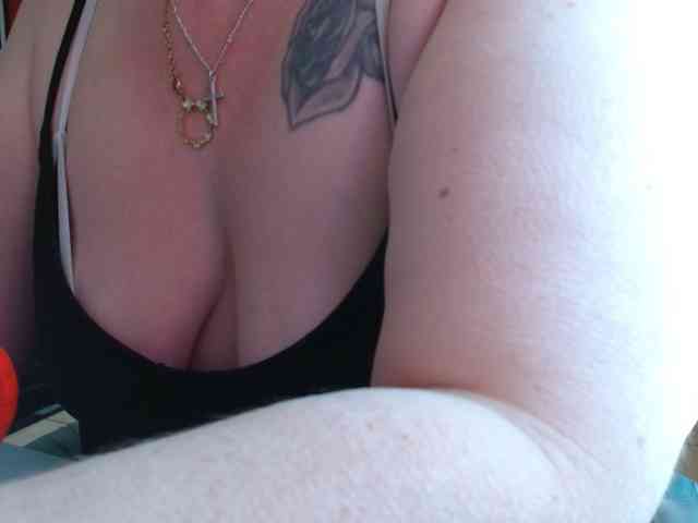 Petitoiseaucoquine webcam