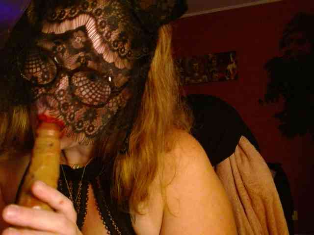 Petitoiseaucoquine webcam