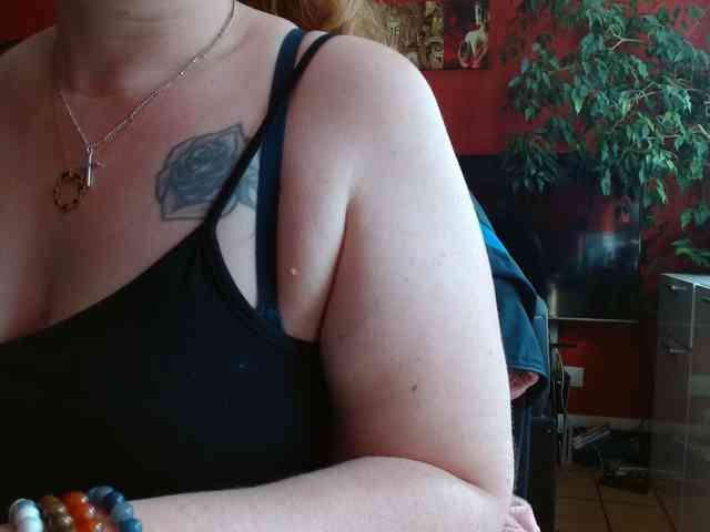 Petitoiseaucoquine webcam