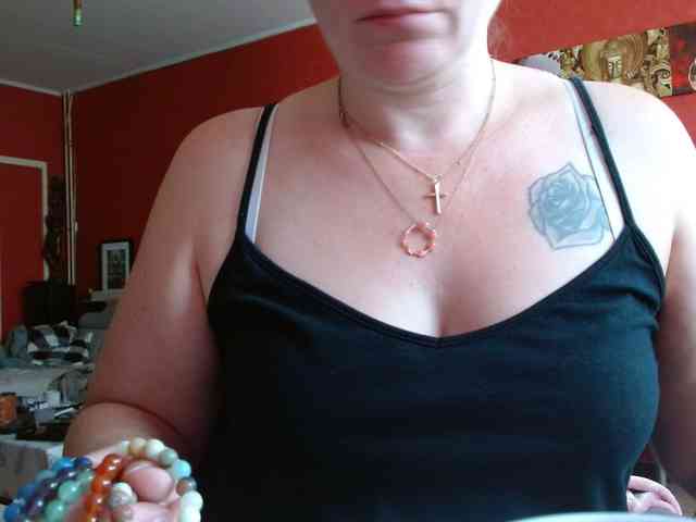 Petitoiseaucoquine webcam