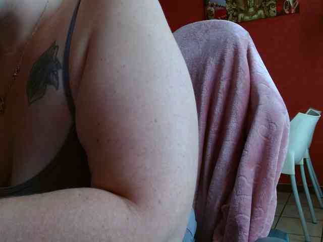 Petitoiseaucoquine webcam