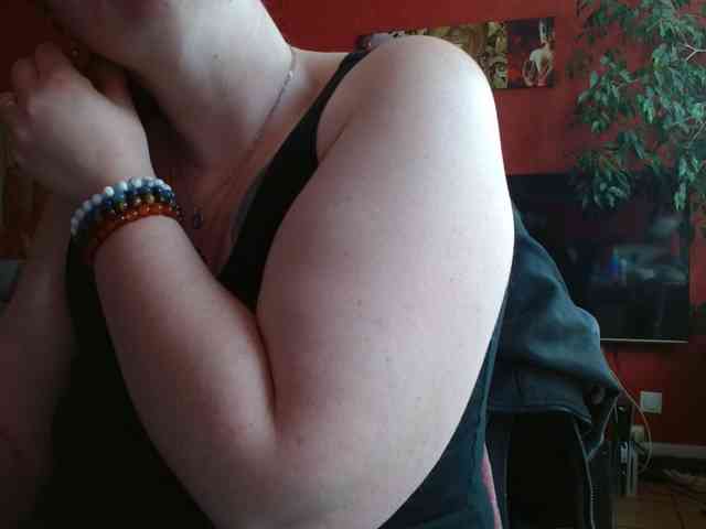 Petitoiseaucoquine webcam