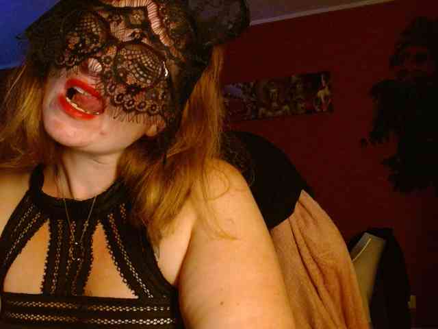 Petitoiseaucoquine webcam
