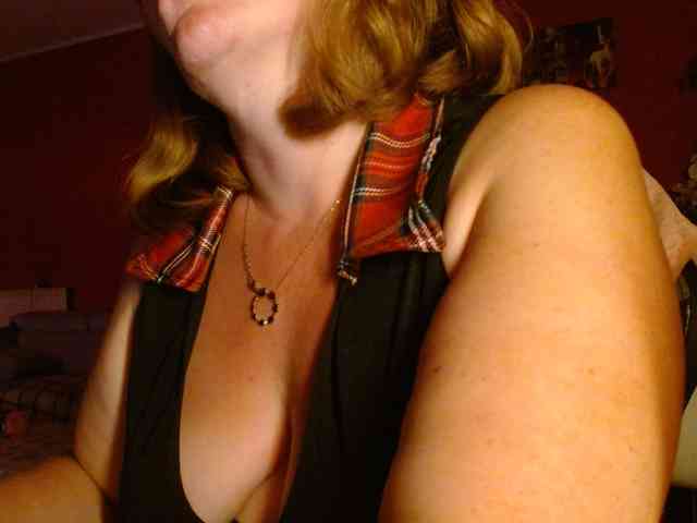 Petitoiseaucoquine webcam