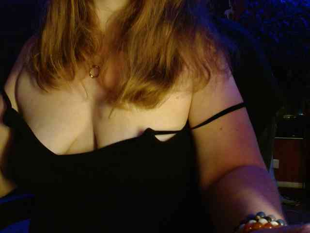 Petitoiseaucoquine webcam