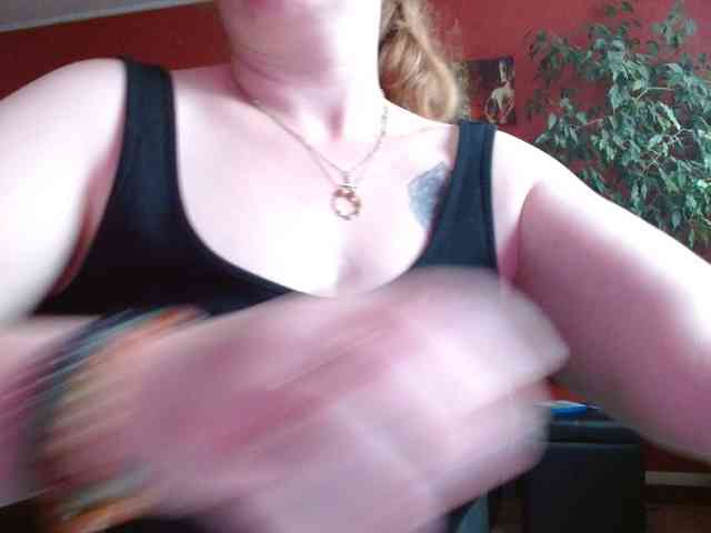 Petitoiseaucoquine webcam