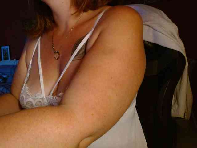 Petitoiseaucoquine webcam