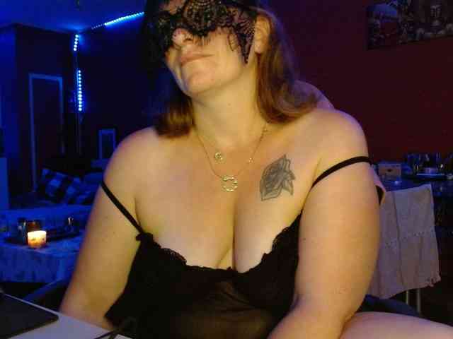 Petitoiseaucoquine webcam
