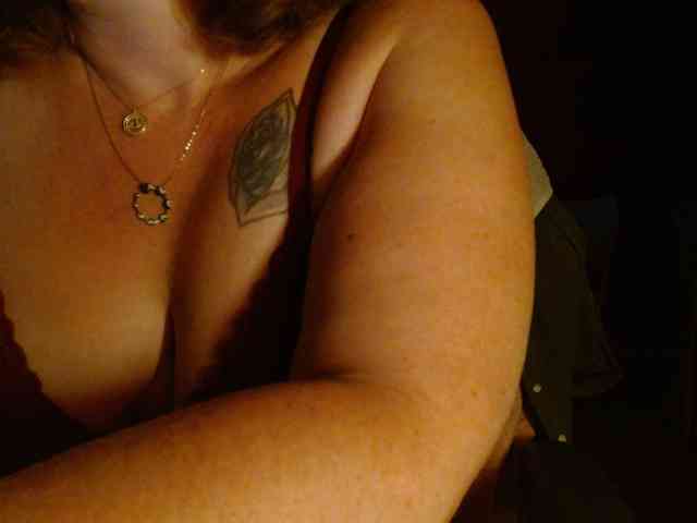 Petitoiseaucoquine webcam