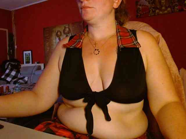 Petitoiseaucoquine webcam