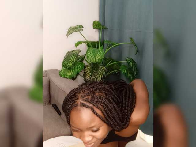 dilanloyal live cam on BongaCams