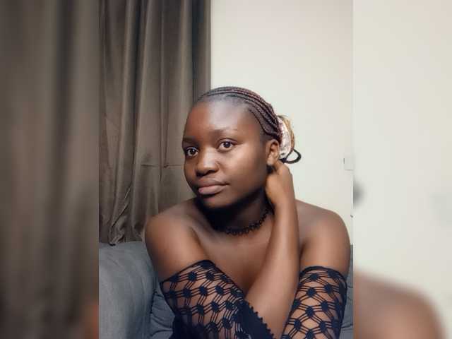 dilanloyal live cam on BongaCams