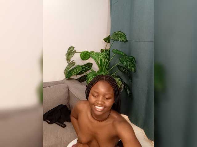 dilanloyal live cam on BongaCams