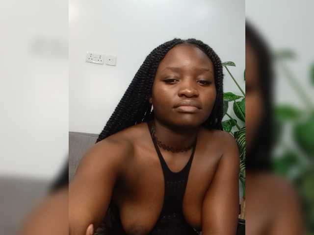 dilanloyal live cam on BongaCams