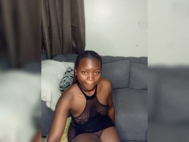 dilanloyal live cam on BongaCams