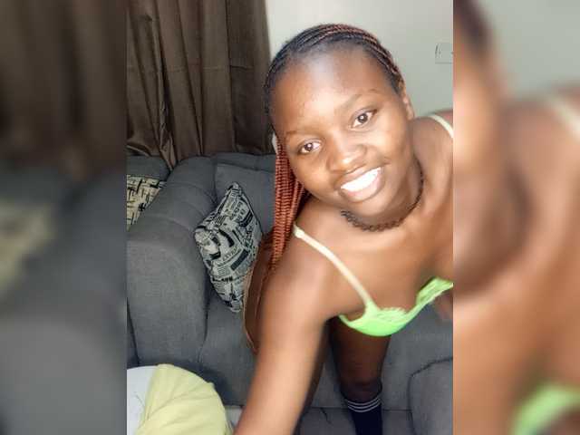 dilanloyal live cam on BongaCams
