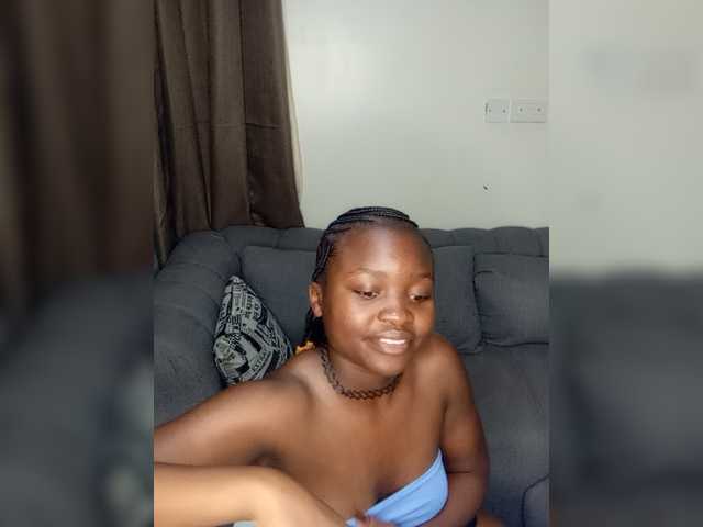 dilanloyal live cam on BongaCams