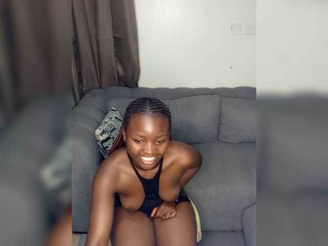 dilanloyal live cam on BongaCams